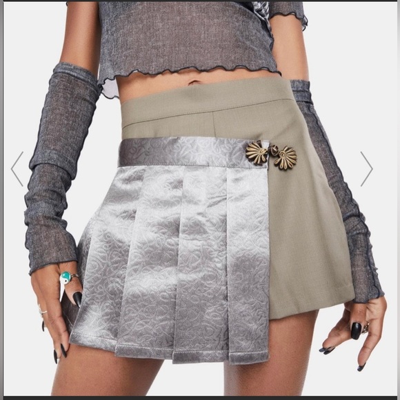 DOLLS KILL • BADEE skort skirt [ S - M ] - Picture 8 of 12